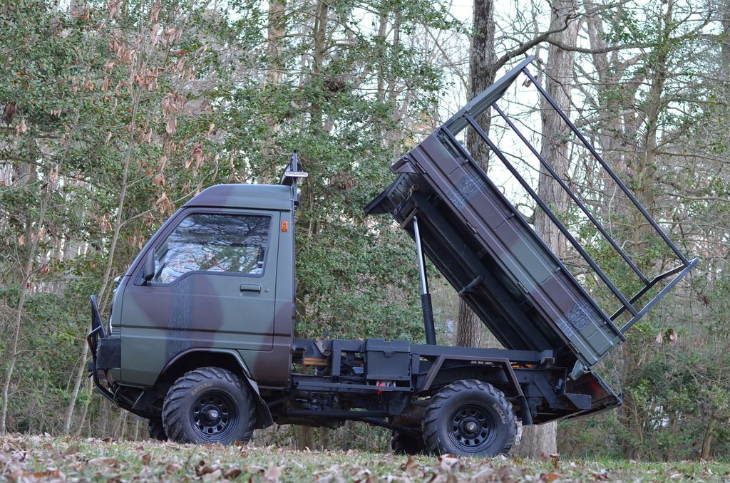 Mitsubishi Minicab Offroad KEI Mini Truck. 4WD, lift kit, dump bed w/scissor lift, winch SOLD